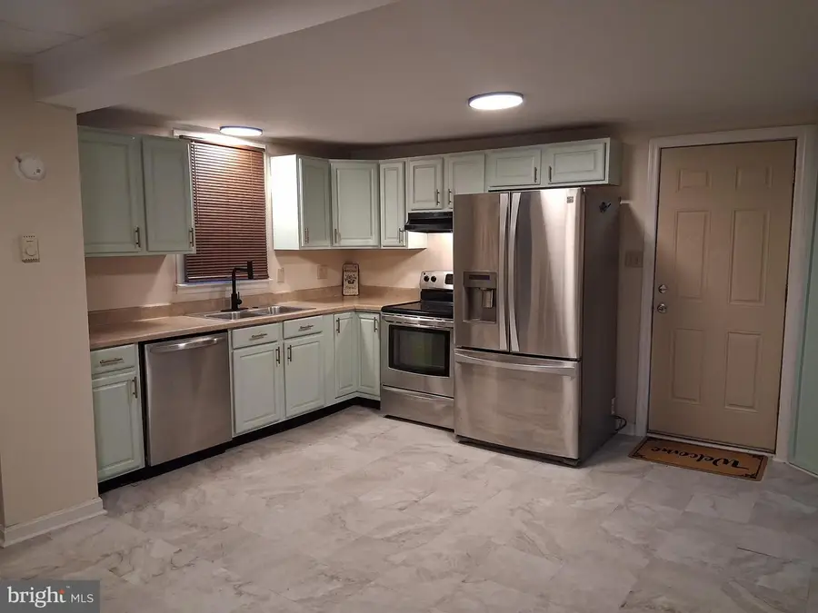 530 Virginia Ave, Martinsburg, WV 25401 - #3