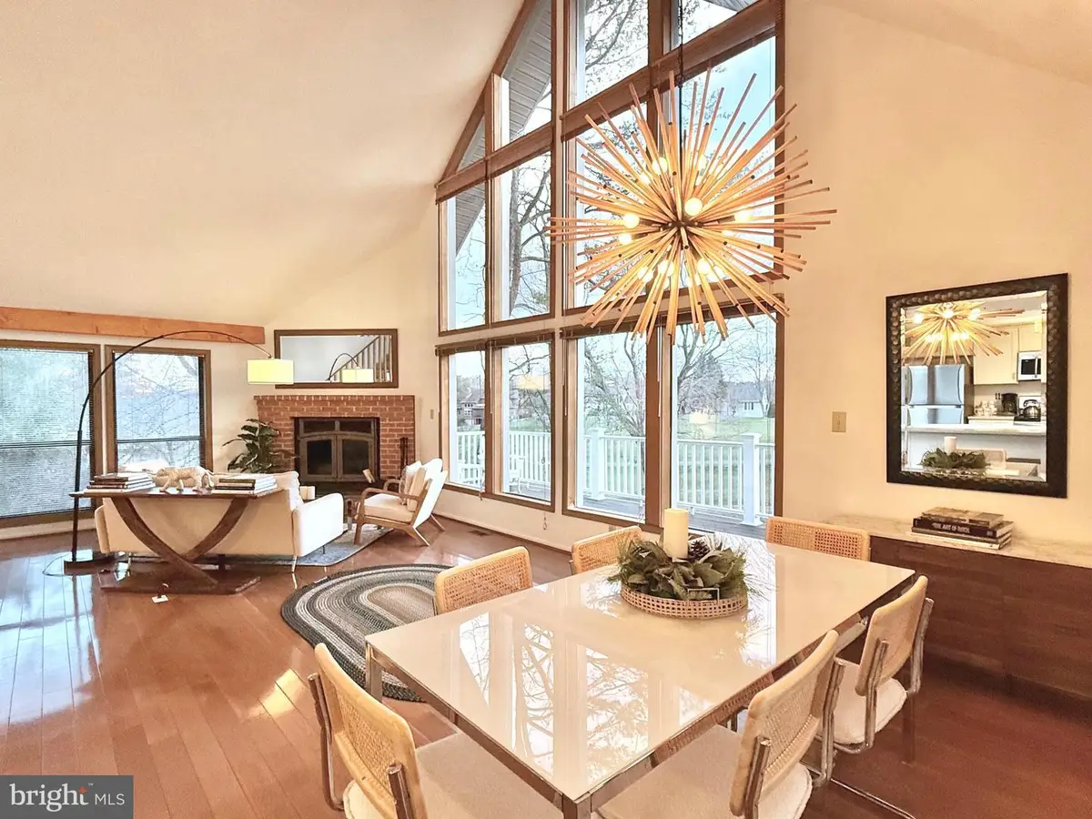 393 Tecumseh Trl, Hedgesville, WV 25427 - #1