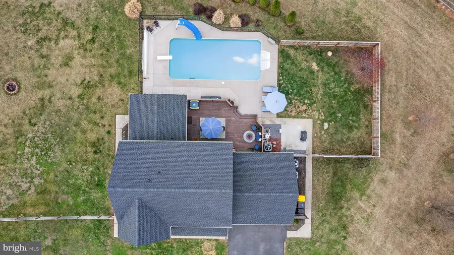 31 Fieldstone Dr, Bunker Hill, WV 25413 - #3