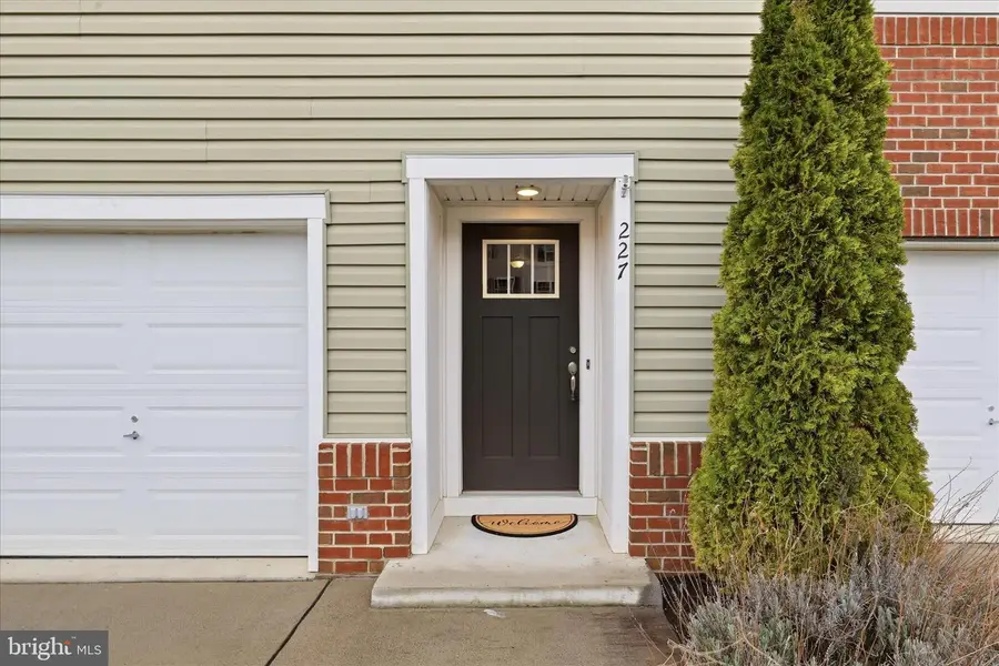 227 Magellan Dr, Martinsburg, WV 25404 - #3