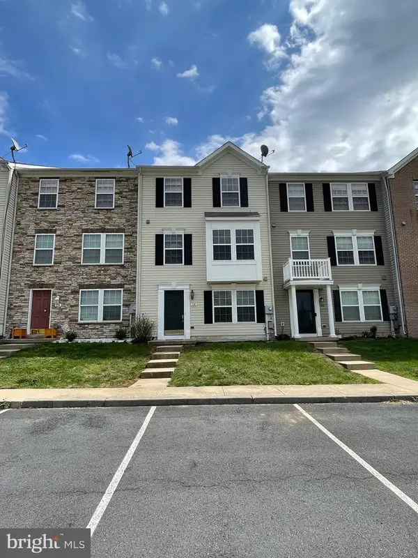 18 Zaharias Dr, MARTINSBURG, WV 25405