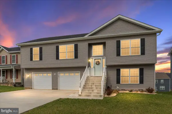 330 Pochards Ct, MARTINSBURG, WV 25403