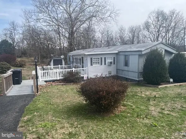 23 Sumter Dr, MARTINSBURG, WV 25403