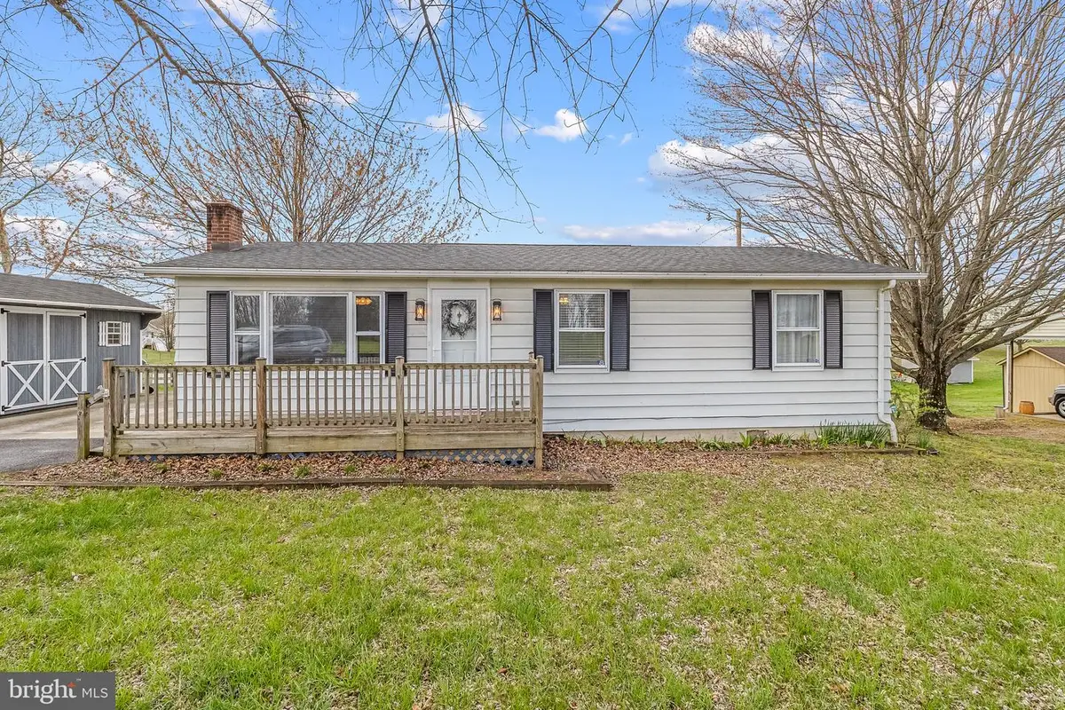 1570 Nadenbousch Ln, Inwood, WV 25428 - #1