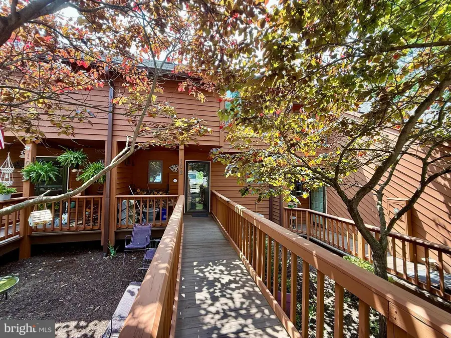 102 Tecumseh Trl, Hedgesville, WV 25427 - #2