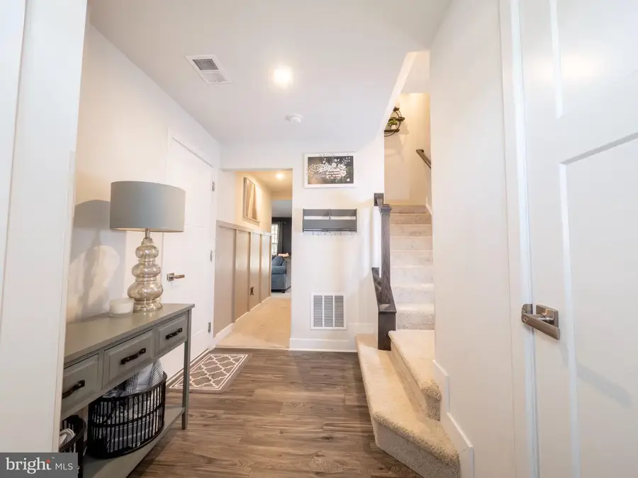 136 Quebec Ct, Falling Waters, WV 25419 - #2