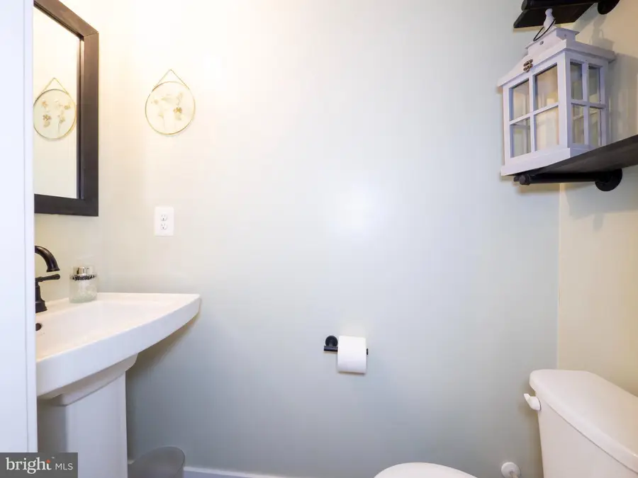 136 Quebec Ct, Falling Waters, WV 25419 - #3