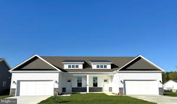 P2 Barrier Reef Dr, MARTINSBURG, WV 25403