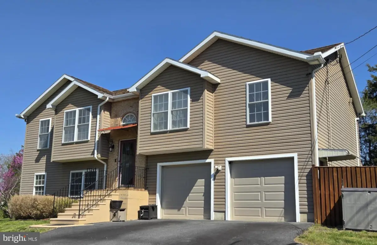 2617 Giles Mill Rd, Bunker Hill, WV 25413 - #1