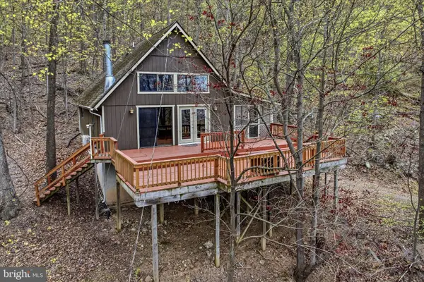 494 Glenwood Ln, GERRARDSTOWN, WV 25420