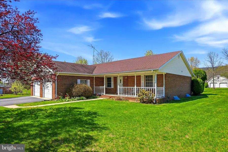 229 Hollis Dr, Gerrardstown, WV 25420 - #2