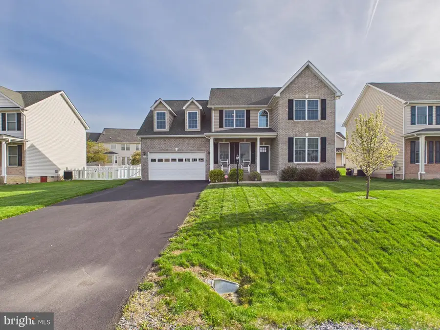 32 Azera Dr, Inwood, WV 25428 - #2