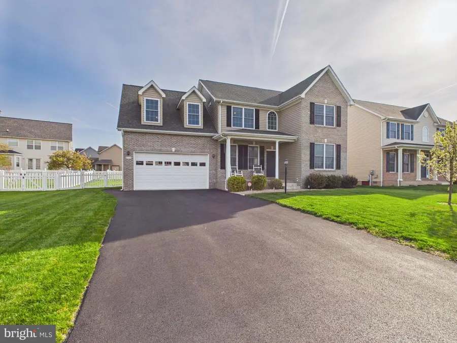 32 Azera Dr, Inwood, WV 25428 - #3