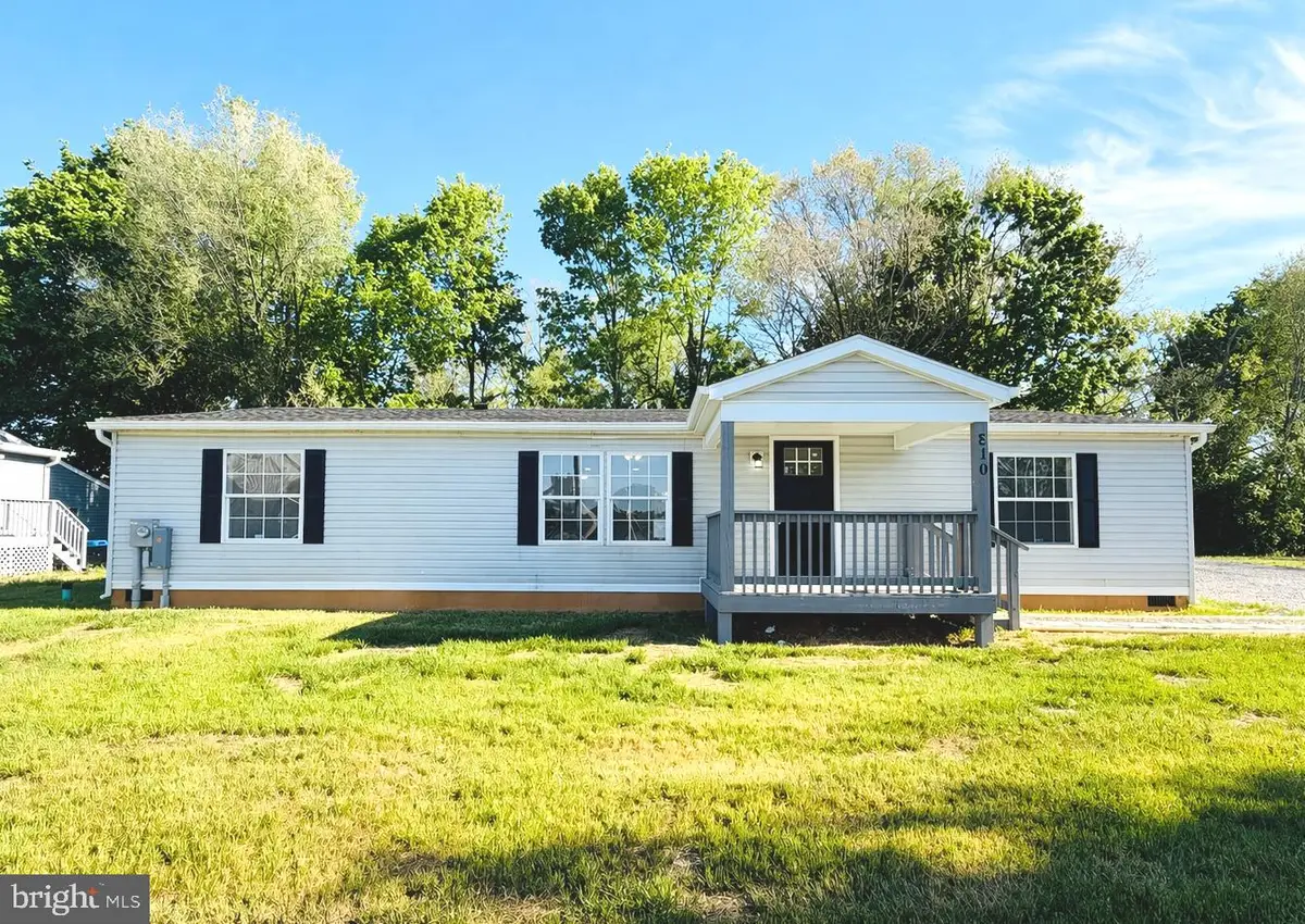 310 Jasmine Ln, Martinsburg, WV 25401 - #1