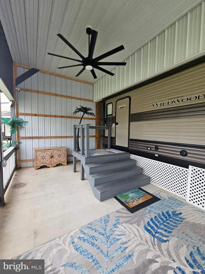 Block 6 Lots 15 & 16 Poison Oak, Falling Waters, WV 25419 - #3