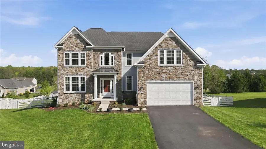 445 Holland Dr, Martinsburg, WV 25403 - #2