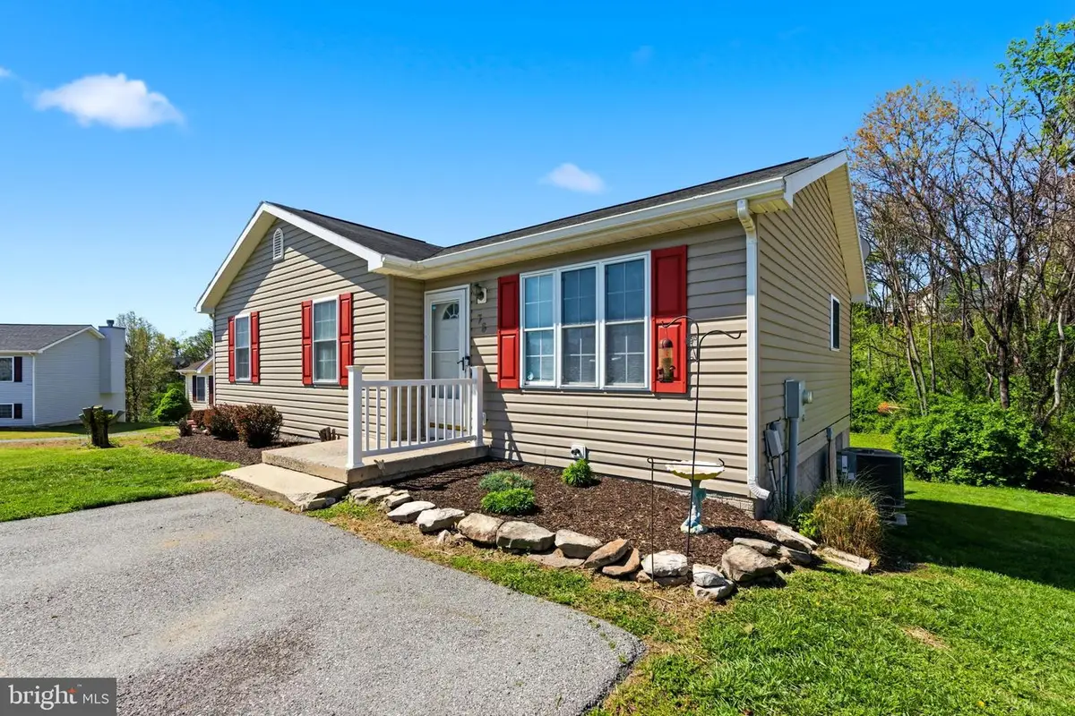 78 Gemini Ct, Martinsburg, WV 25404 - #1