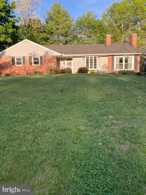 408 N Tennessee Ave, Martinsburg, WV 25401 - #1