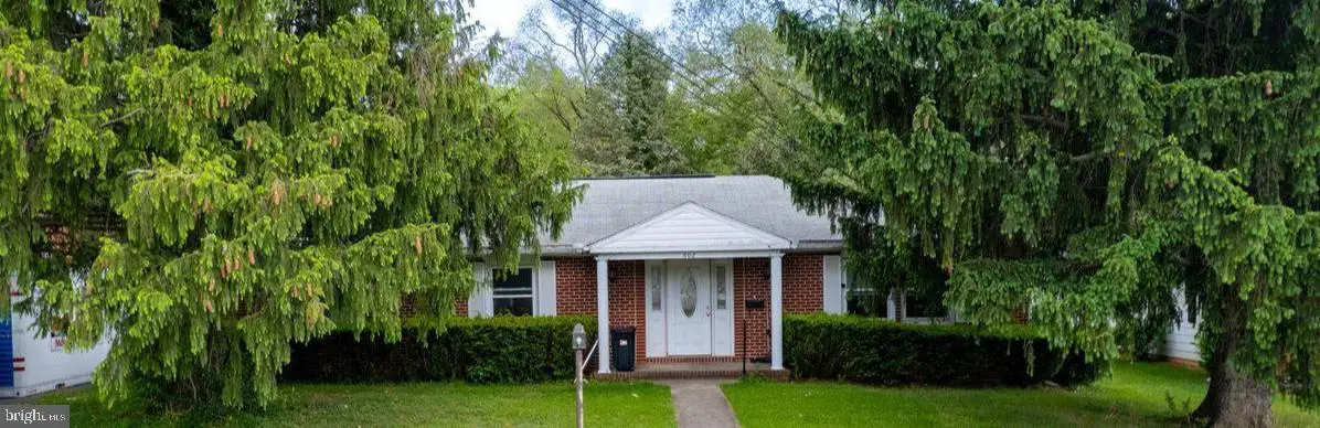 602 S Raleigh St, Martinsburg, WV 25401 - #1