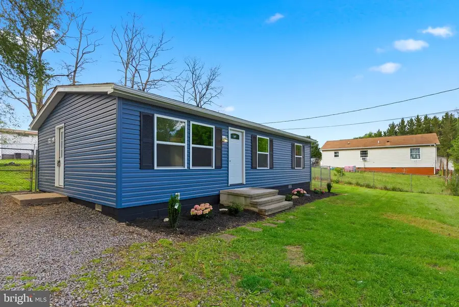4 Cayman Ct, Martinsburg, WV 25404 - #2