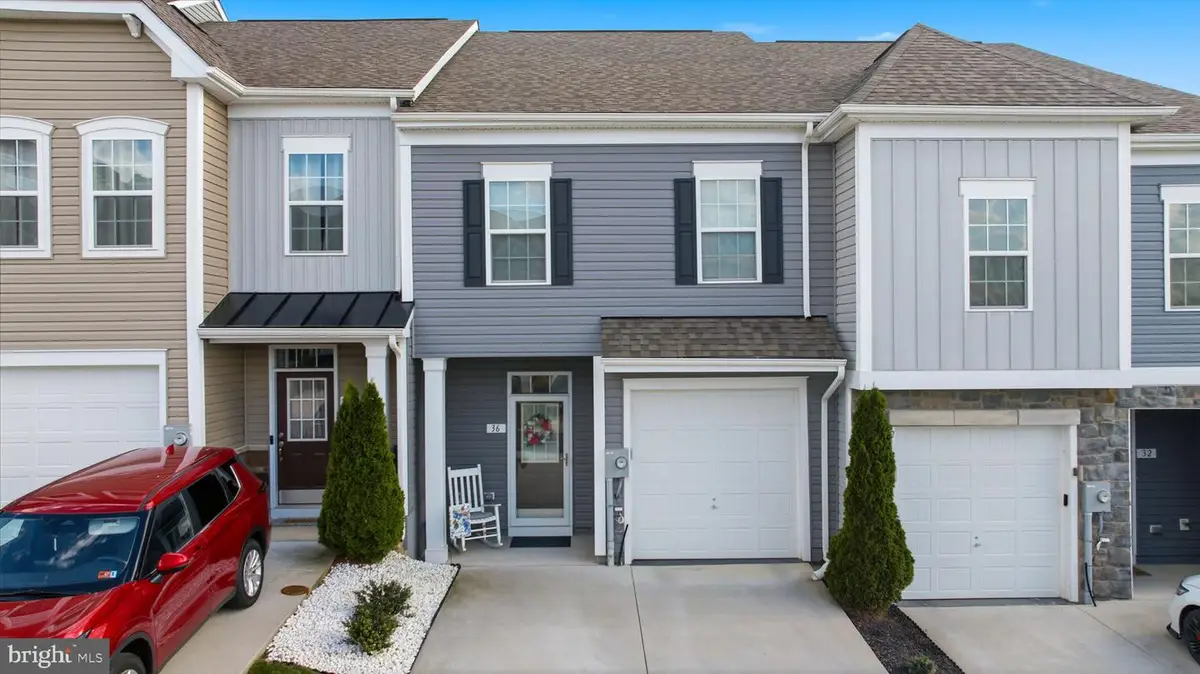 36 Tuxford Rd, Falling Waters, WV 25419 - #1