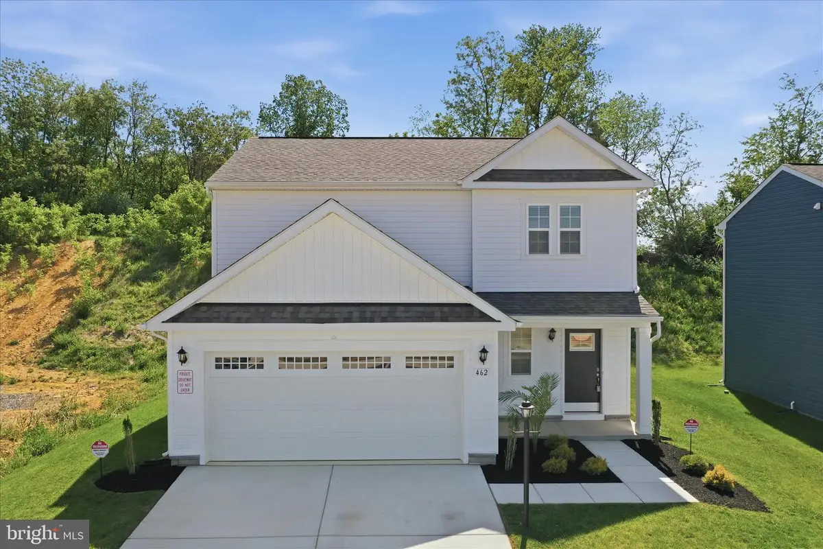 462 Ludgate Mnr, Falling Waters, WV 25419 - #1