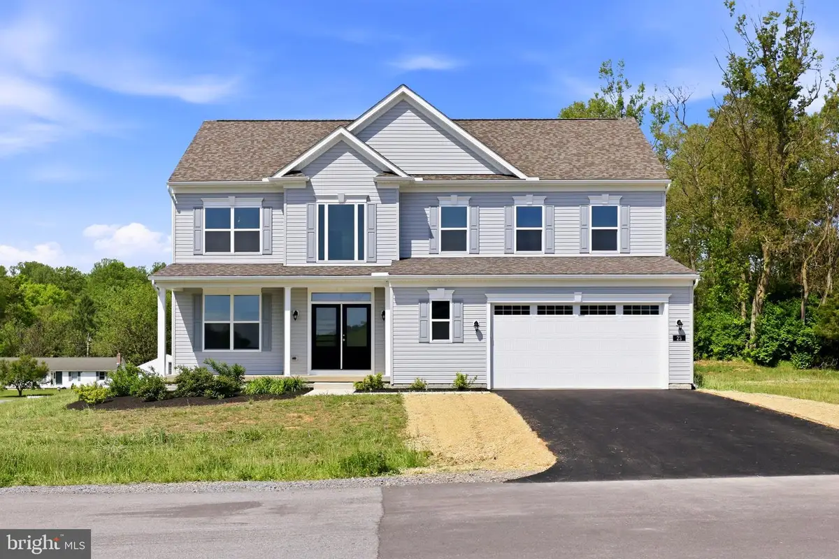 23 Sussex Dr, Falling Waters, WV 25419 - #1