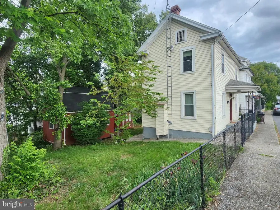 312 Auburn St, Martinsburg, WV 25401 - #2