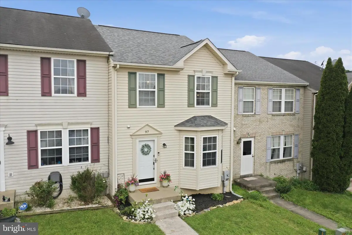 97 Quince Tree Dr, Martinsburg, WV 25403 - #1