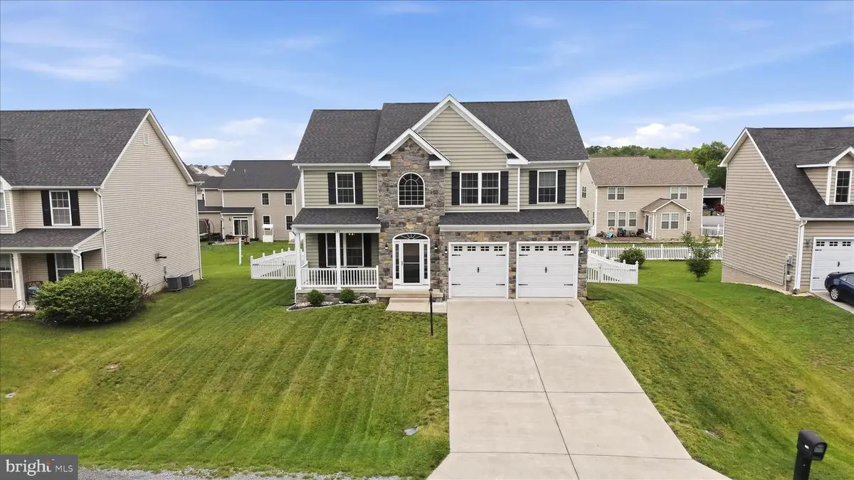 691 Webber Springs Dr, Inwood, WV 25428 - #1