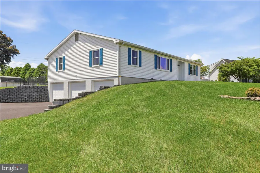 15 Sylvia Ct, Martinsburg, WV 25404 - #3