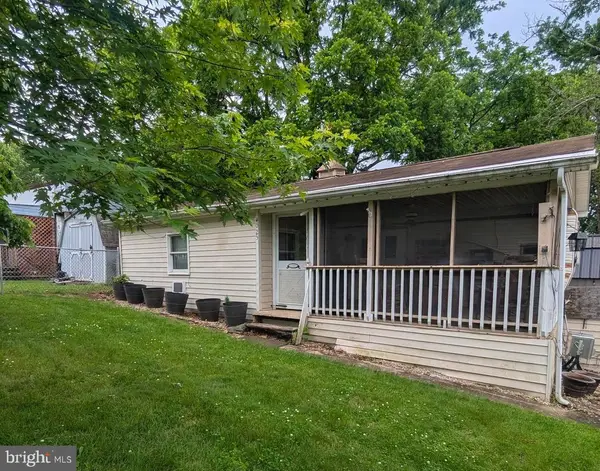 Block 40 Lot 25 Yogi Bear Blvd, FALLING WATERS, WV 25419