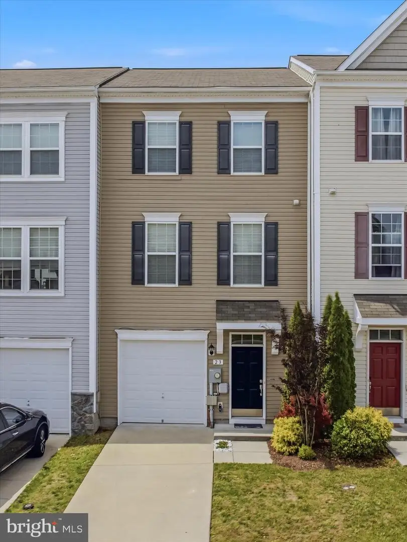 23 Landis Ct, Falling Waters, WV 25419 - #2