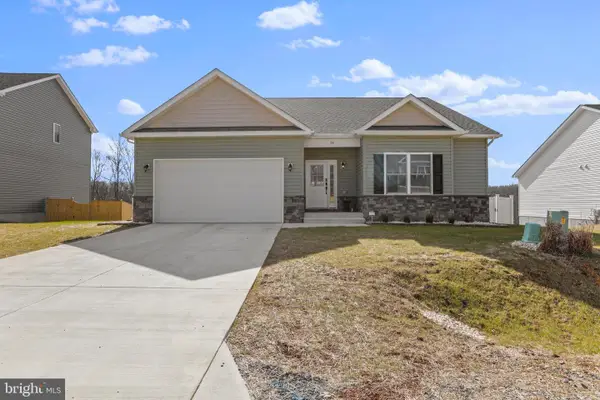 54 Larimar Ln, INWOOD, WV 25428