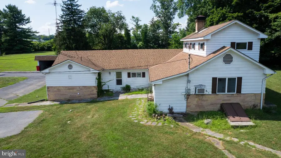 24-38-42 Karns Ct, Martinsburg, WV 25401 - #3