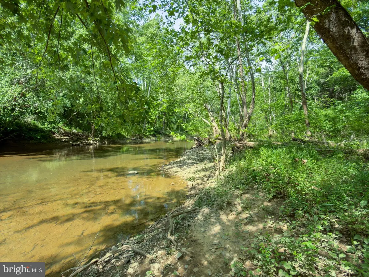 29 Bluff Trl, Gerrardstown, WV 25420 - #1