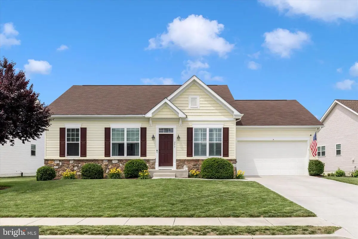 295 Aldershot Dr, Martinsburg, WV 25405 - #1