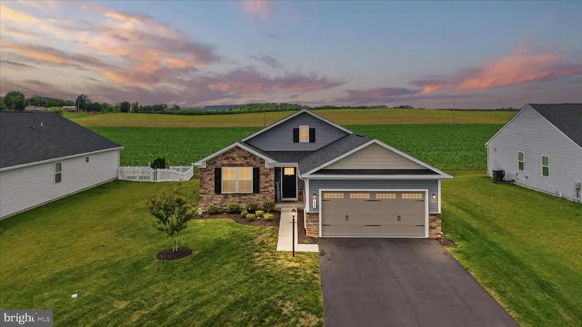 469 Perspective Pl, Hedgesville, WV 25427 - #1