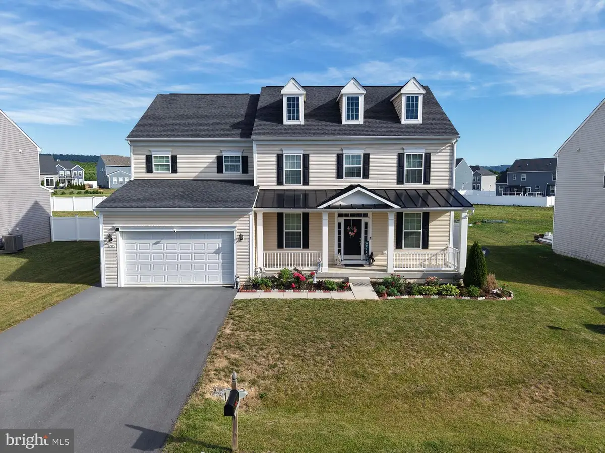 205 Voltaire St, Gerrardstown, WV 25420 - #1