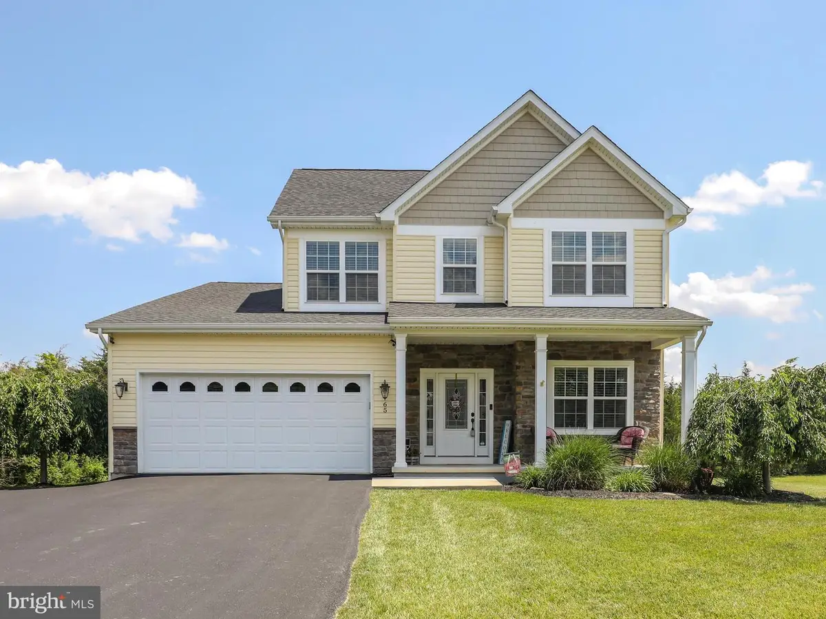 65 Fegan Rd, Bunker Hill, WV 25413 - #1