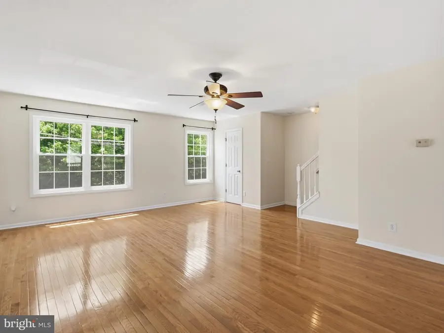 106 Sir Washington St, Inwood, WV 25428 - #3