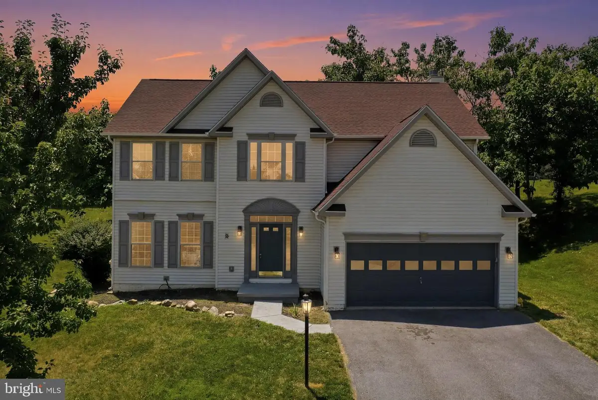 48 Lansing Ct, Falling Waters, WV 25419 - #1