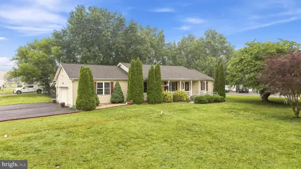 36 Isaac Dr, BUNKER HILL, WV 25413