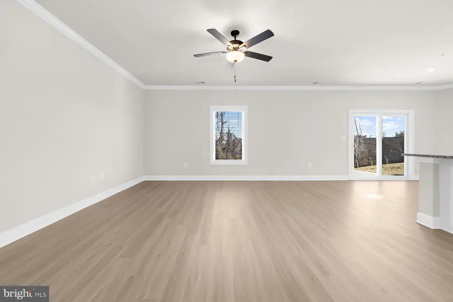 15 Brompton St, Falling Waters, WV 25419 - #2