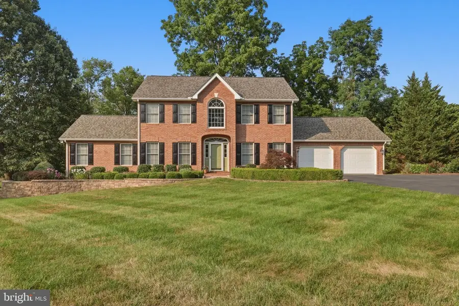221 Hadley Dr, Falling Waters, WV 25419 - #3