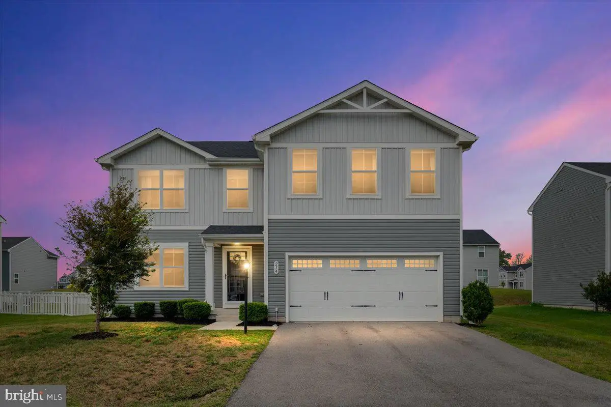 214 Otero Ln, Hedgesville, WV 25427 - #1