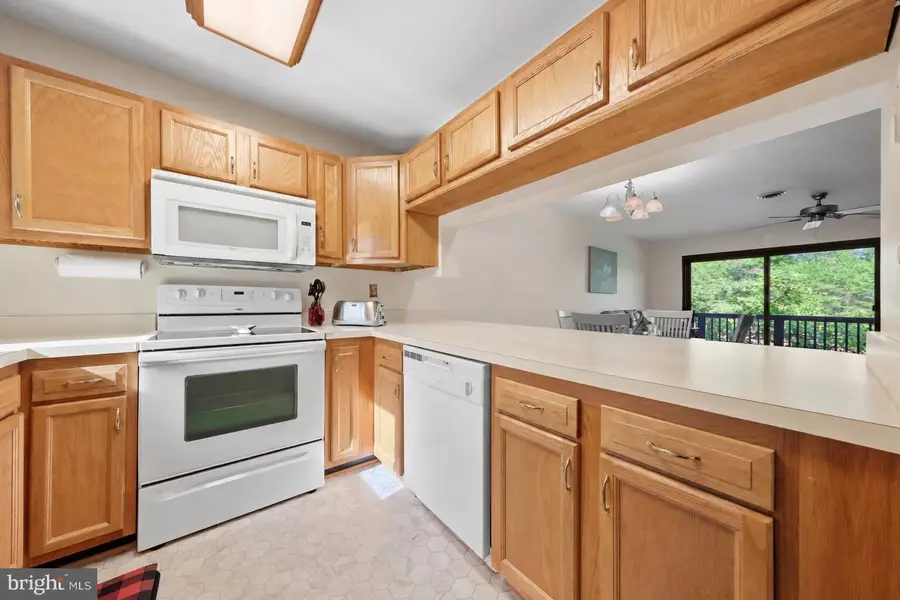 166 Tecumseh Trl, Hedgesville, WV 25427 - #3