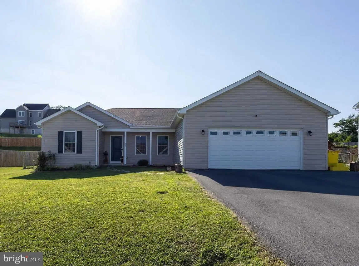 812 Duckwoods Ln, Martinsburg, WV 25403 - #1