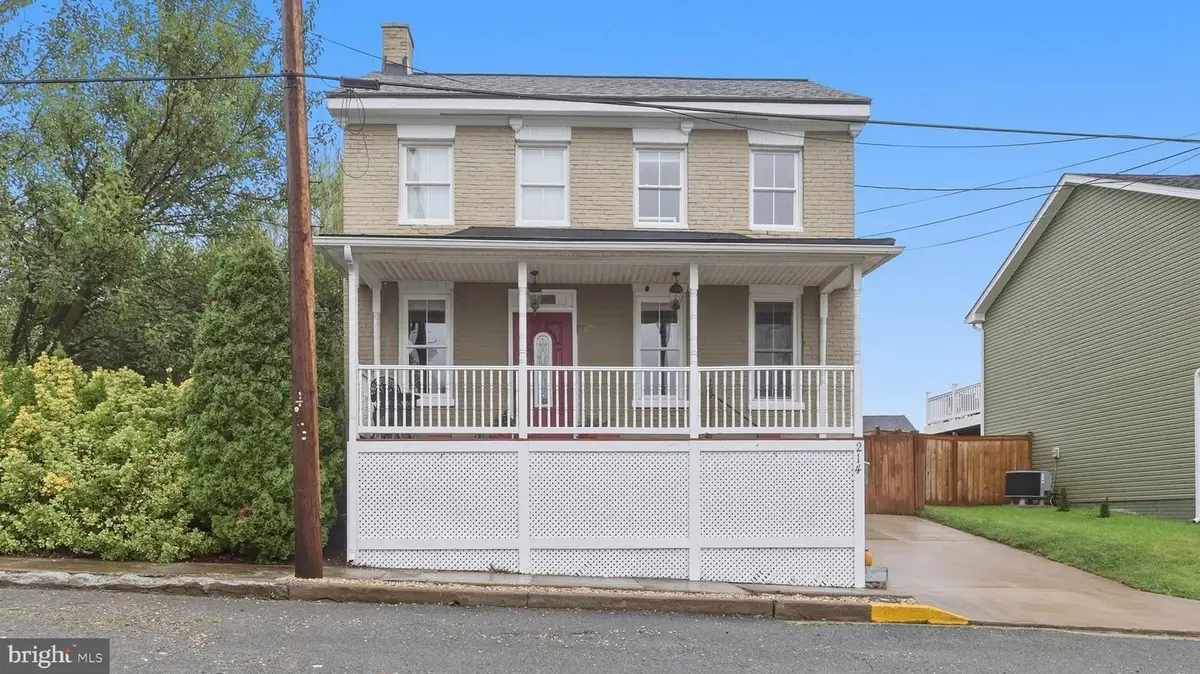 214 High St S, Martinsburg, WV 25404 - #1