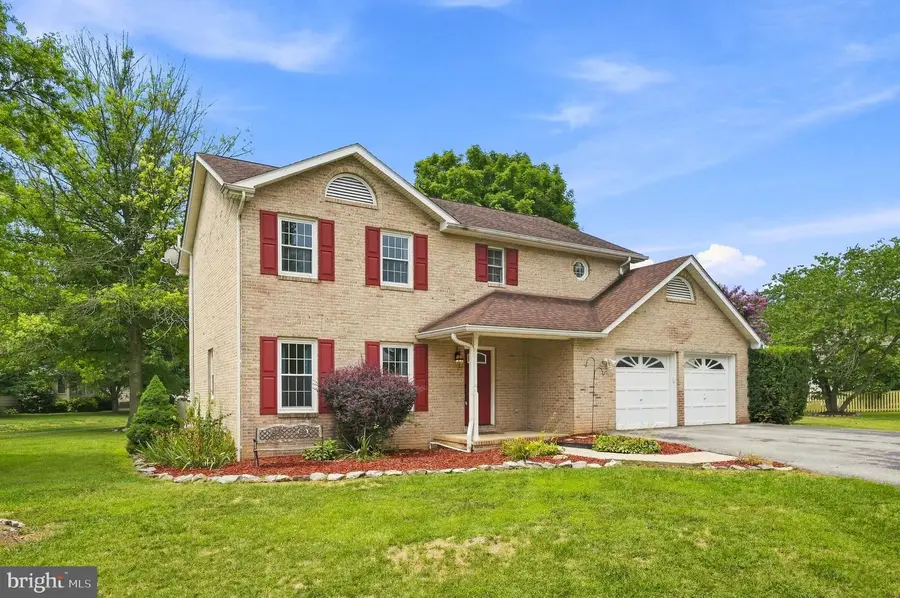 302 Ambler Ln, Falling Waters, WV 25419 - #3
